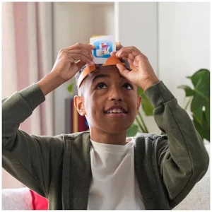 Spin Master Games, Hedbanz 2023 Edition with New Cards, Picture Guessing Board Game, for Family & Kids, 2-6 Players, for Ages 6 & Up